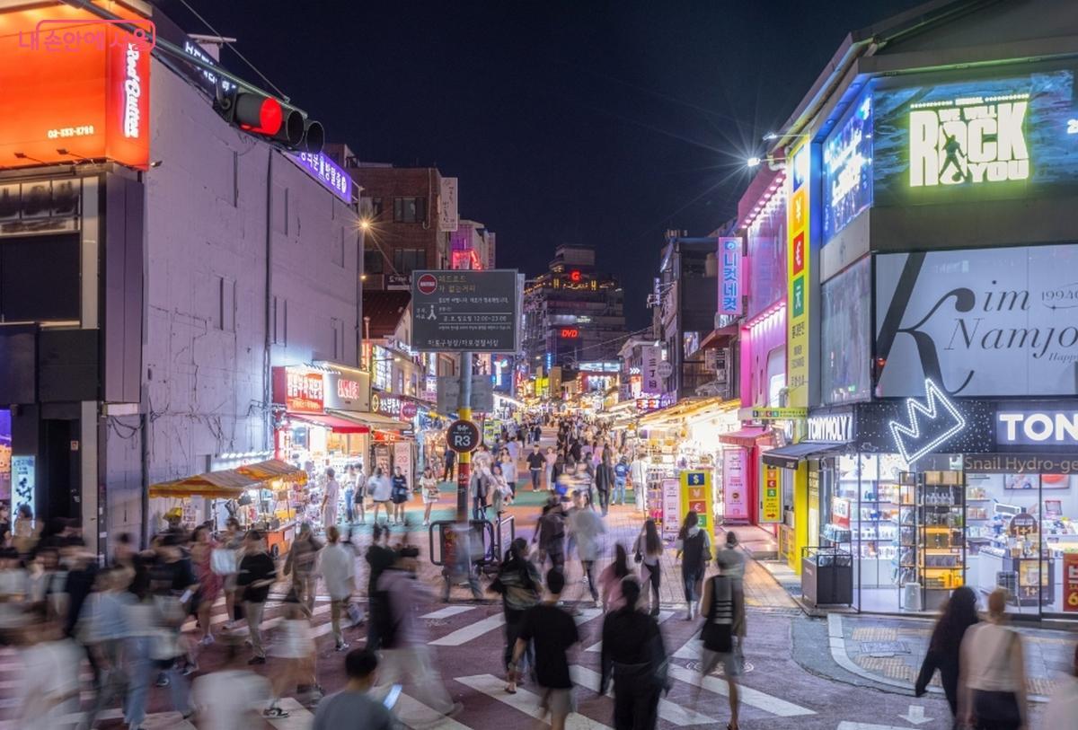 Why Hongdae Feels Alive Even After Midnight